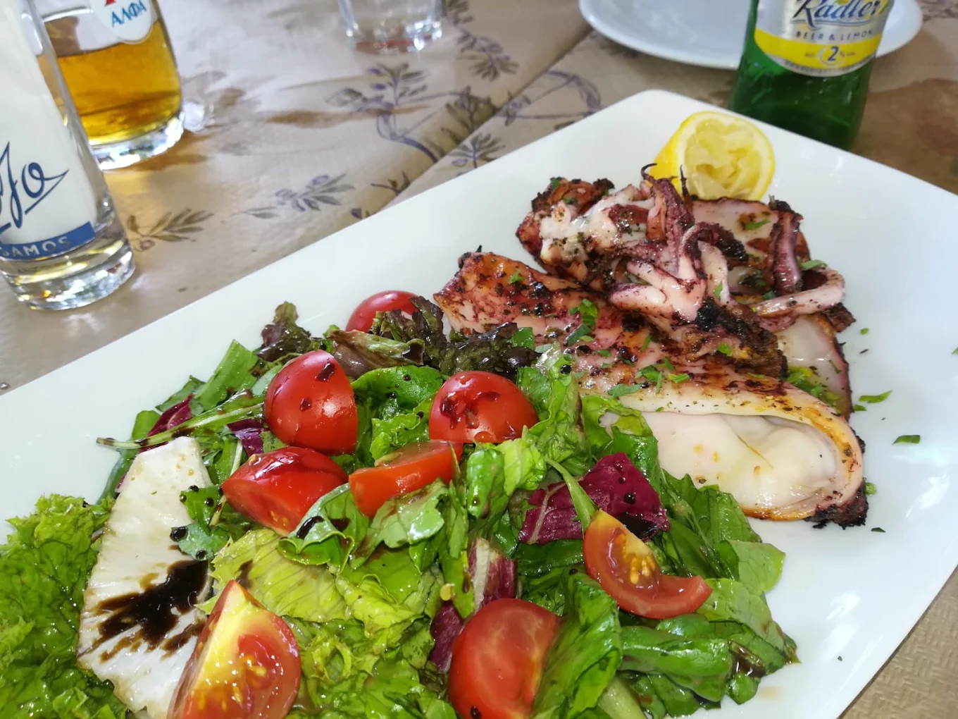 Hippy's Restaurant Plaj Barı